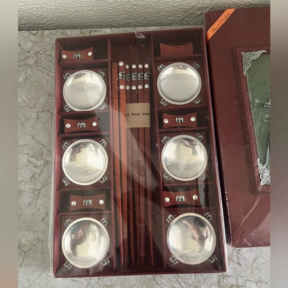 Thai Wooden Chopsticks Set with Elephant Design – 8 Unused - Picture 2 of 5